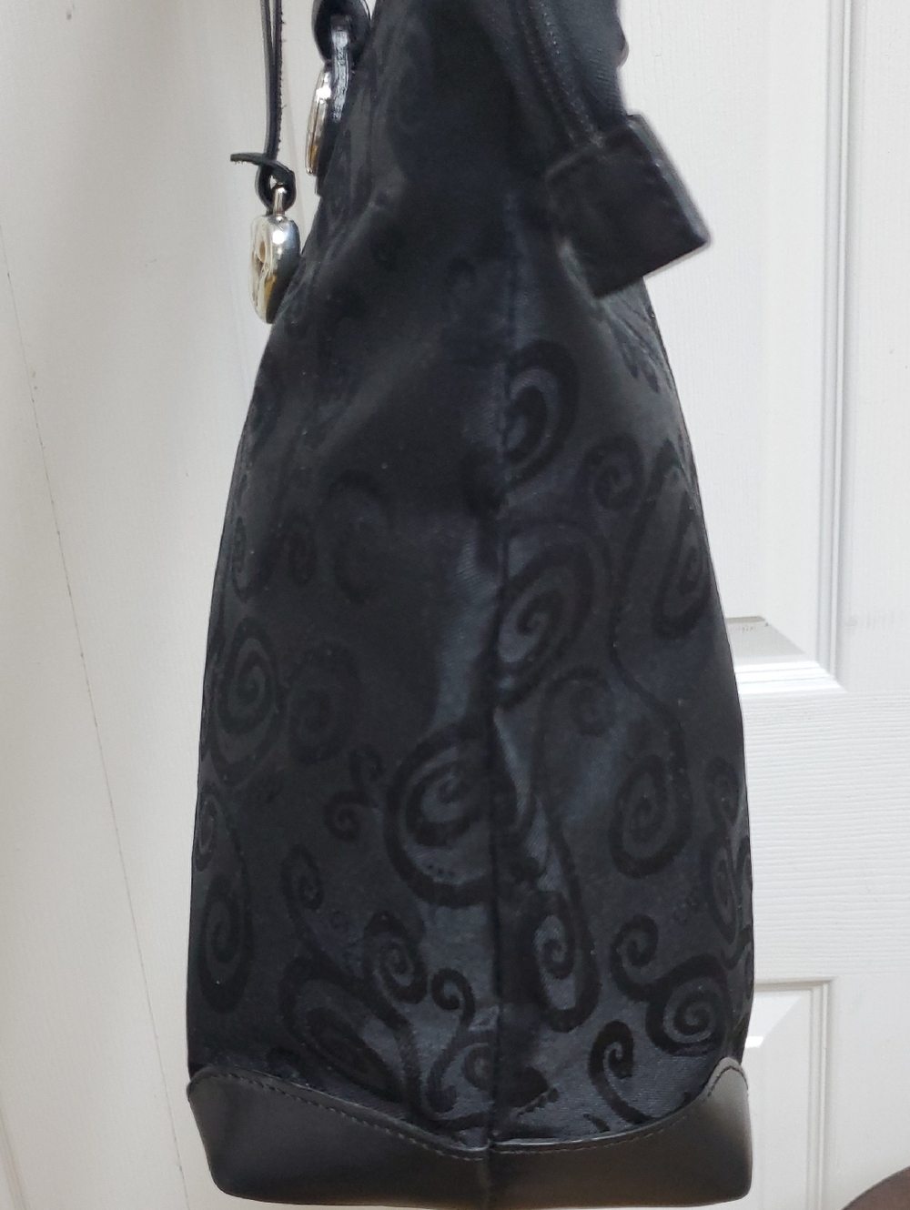Brighton Mevelyn Jacquard Tote - Picture 13 of 17